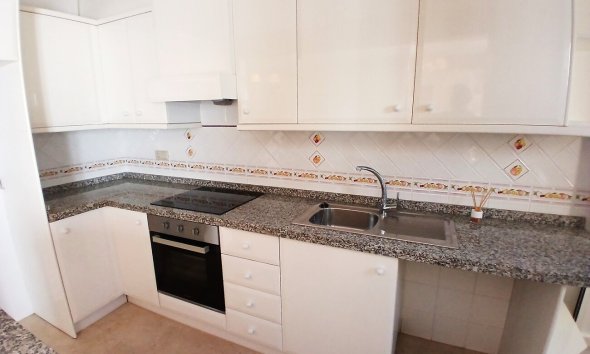 Resale - Bungalow - Orihuela Costa - La Rioja V