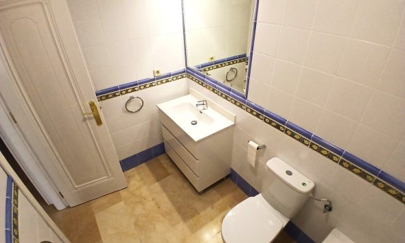 Resale - Bungalow - Orihuela Costa - La Rioja V