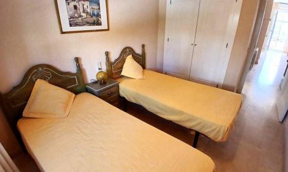 Resale - Bungalow - Orihuela Costa - La Rioja V