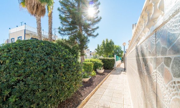Resale - Terraced house / Townhouse - Torrevieja - Carrefour