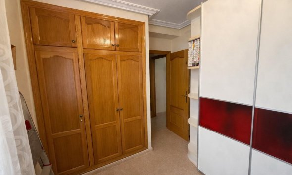 Resale - Apartment - Torrevieja - Playa del cura