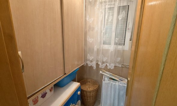 Resale - Apartment - Torrevieja - Playa del cura