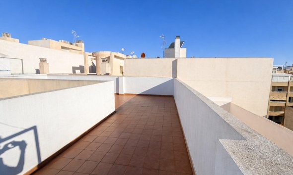 Resale - Apartment - Torrevieja - Playa del cura