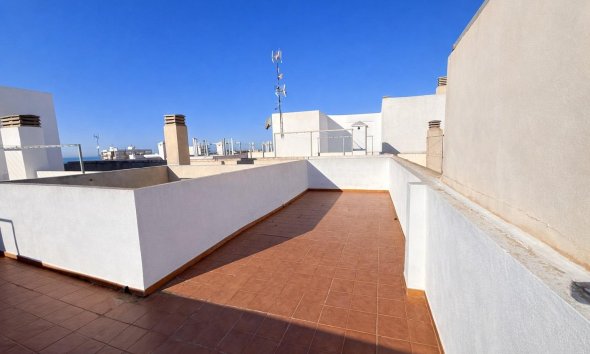 Resale - Apartment - Torrevieja - Playa del cura