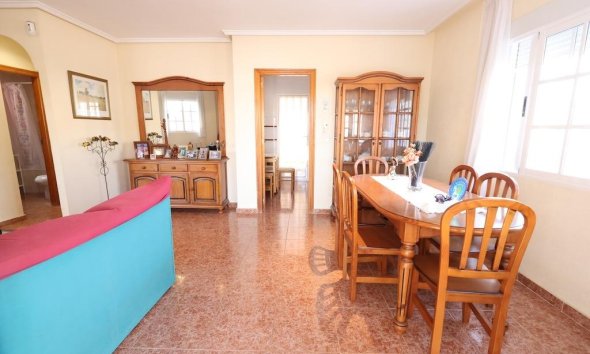 Resale - Villa - Torrevieja - Los Balcones - Los Altos del Edén