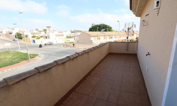 Resale - Villa - Torrevieja - Los Balcones - Los Altos del Edén
