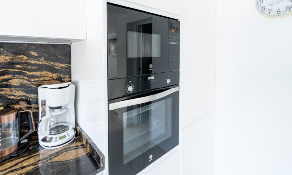 Reventa - Adosado - Torrevieja - Punta prima