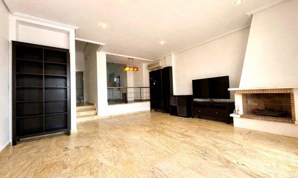 Resale - Terraced house / Townhouse - Orihuela Costa - Cabo Roig