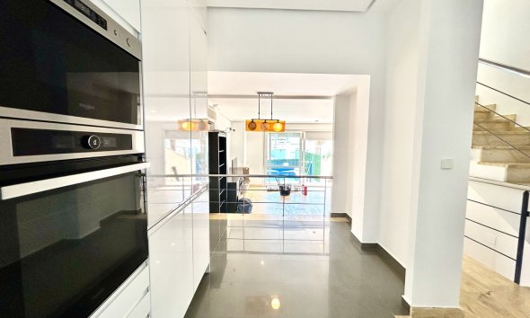 Resale - Terraced house / Townhouse - Orihuela Costa - Cabo Roig