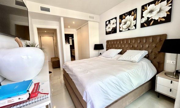 Resale - Apartment - Orihuela Costa - Playa Flamenca