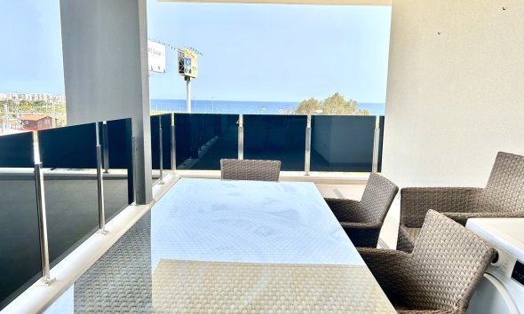 Resale - Apartment - Orihuela Costa - Playa Flamenca