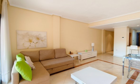 Resale - Apartment - Orihuela Costa - Villamartín
