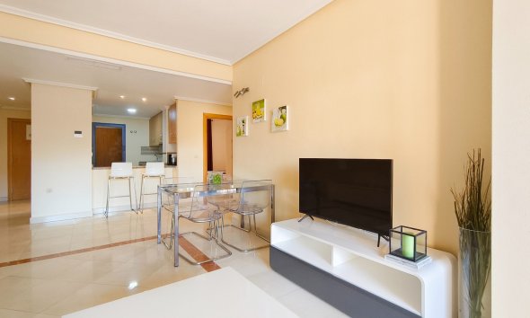 Resale - Apartment - Orihuela Costa - Villamartín