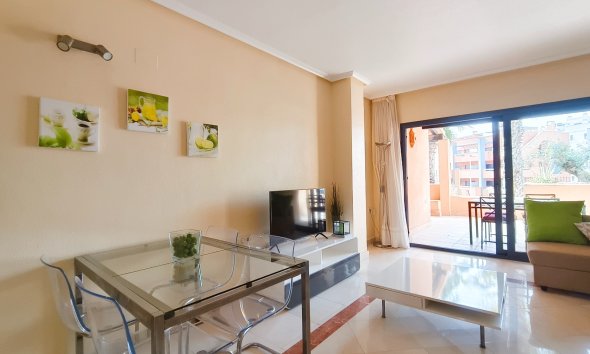 Resale - Apartment - Orihuela Costa - Villamartín