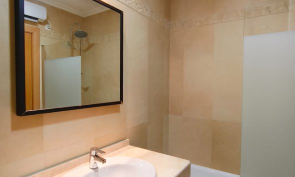 Resale - Apartment - Orihuela Costa - Villamartín