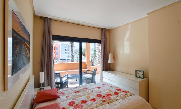 Resale - Apartment - Orihuela Costa - Villamartín