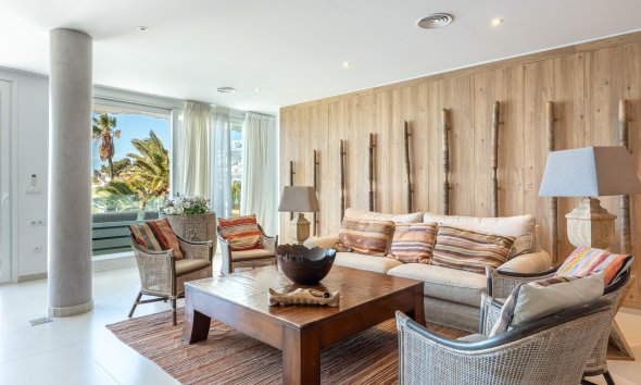 Resale - Villa - Villajoyosa - Montiboli