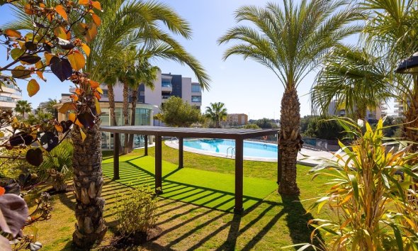Rynek Wtórny - Apartament - Orihuela Costa - Villamartín