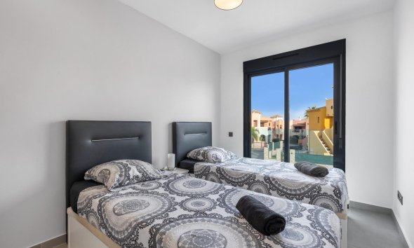 Resale - Bungalow - Torrevieja - Los Balcones - Los Altos del Edén