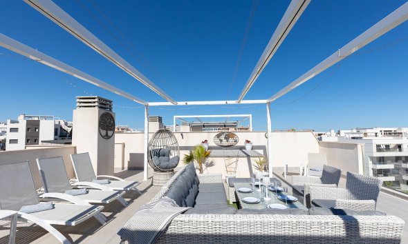 Resale - Apartment - Orihuela Costa - Villamartin