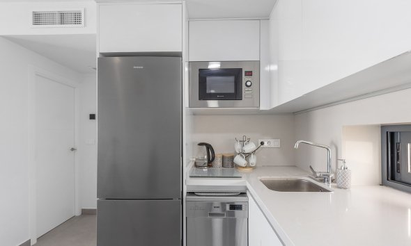 Resale - Apartment - Orihuela Costa - Villamartin