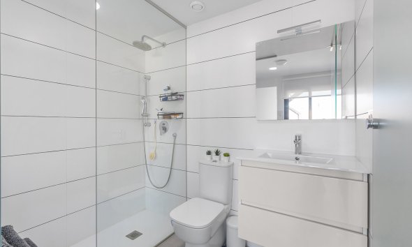 Resale - Apartment - Orihuela Costa - Villamartin