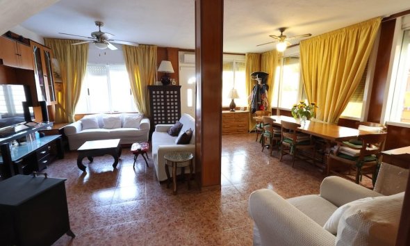 Resale - Terraced house / Townhouse - Torrevieja - Torretas