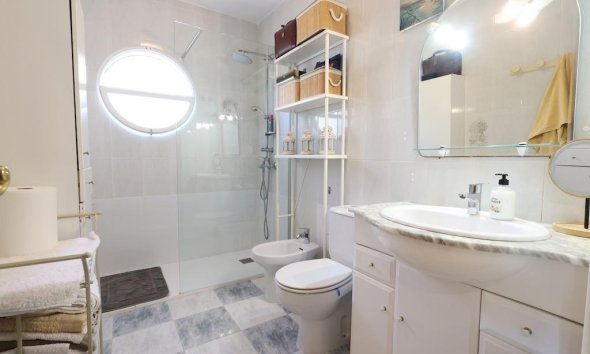 Resale - Terraced house / Townhouse - Torrevieja - Torretas