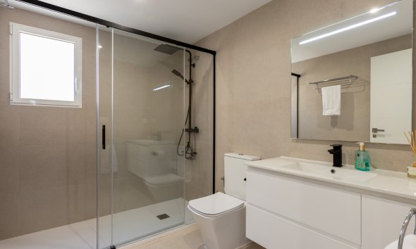 Resale - Villa - Torrevieja - Los Balcones