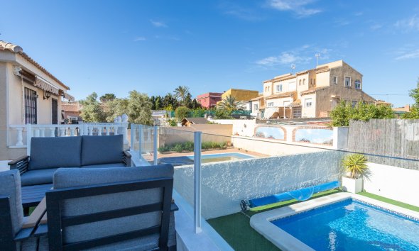 Resale - Villa - Torrevieja - Los Balcones