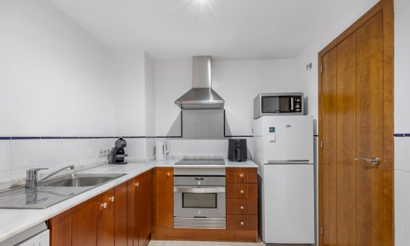 Resale - Apartment - Torrevieja - Punta Prima