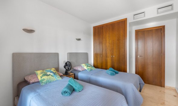 Resale - Apartment - Torrevieja - Punta Prima