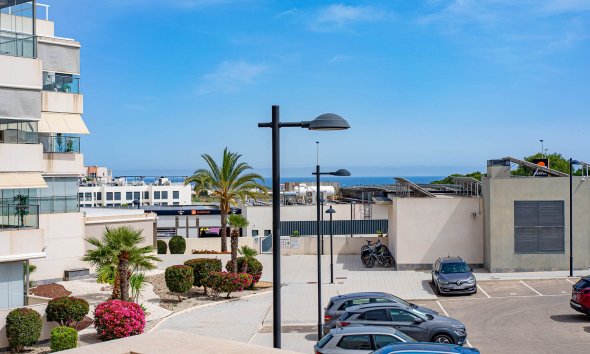 Resale - Apartment - Orihuela Costa - Los Dolses