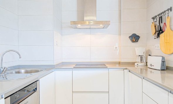 Resale - Apartment - Orihuela Costa - Los Dolses