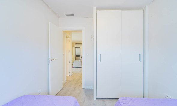 Resale - Apartment - Orihuela Costa - Los Dolses