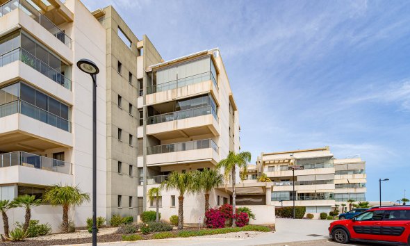 Resale - Apartment - Orihuela Costa - Los Dolses