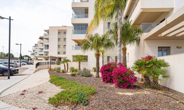 Resale - Apartment - Orihuela Costa - Los Dolses