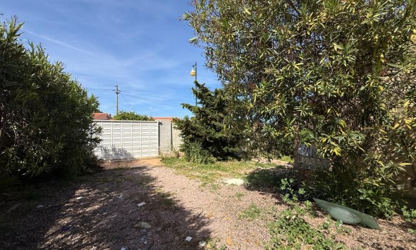 Resale - Villa - Torrevieja - Playa de los locos