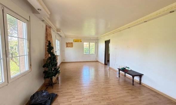 Resale - Villa - Torrevieja - Playa de los locos