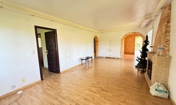 Resale - Villa - Torrevieja - Playa de los locos