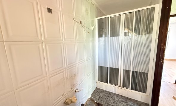 Resale - Villa - Torrevieja - Playa de los locos