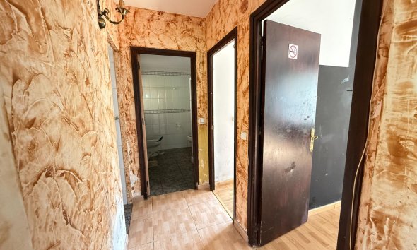 Resale - Villa - Torrevieja - Playa de los locos