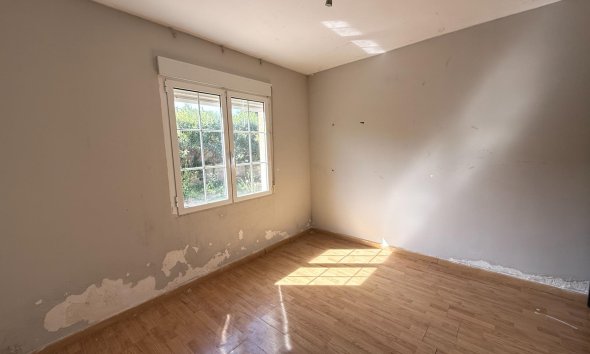 Resale - Villa - Torrevieja - Playa de los locos