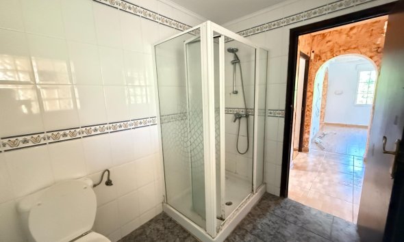 Resale - Villa - Torrevieja - Playa de los locos