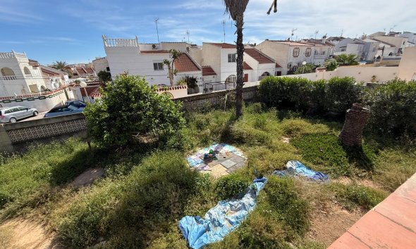 Resale - Villa - Torrevieja - Playa de los locos