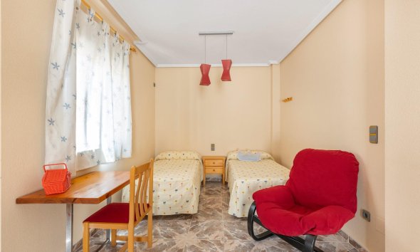 Resale - Duplex / Two-storey apartment - Los Alcazares - Centro