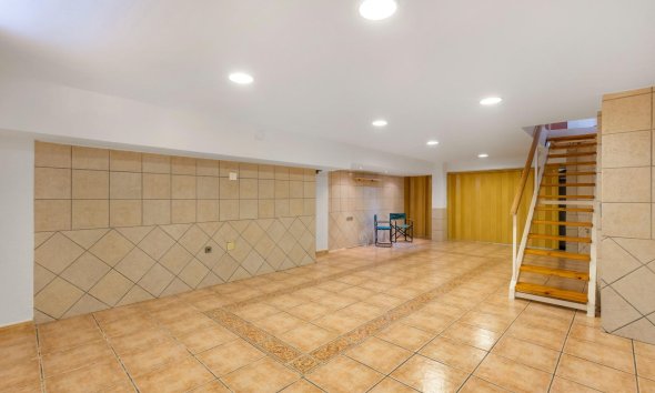 Resale - Duplex / Two-storey apartment - Los Alcazares - Centro