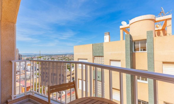 Resale - Apartment - Torrevieja - Cabo Cervera