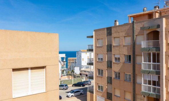 Resale - Apartment - Torrevieja - Cabo Cervera