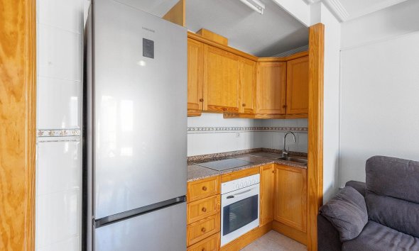 Resale - Apartment - Torrevieja - Cabo Cervera